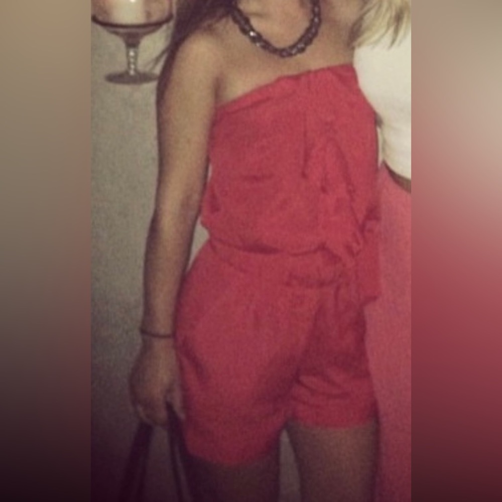 Express, Red Ruffle Romper - Picture 4 of 4